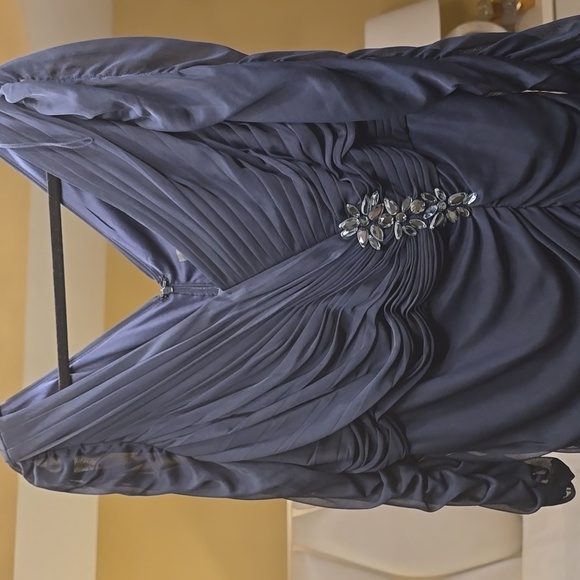 Adrianna Papell Navy Asymmetrical Dress Formal, Wedding. - Picture 5 of 16